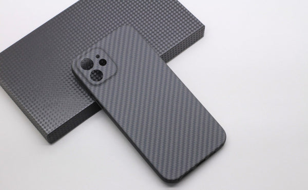 Viedtālruņa aizmugurējais vāciņš Apple iPhone 12 Pro Carbon Amst - Dažādās krāsās