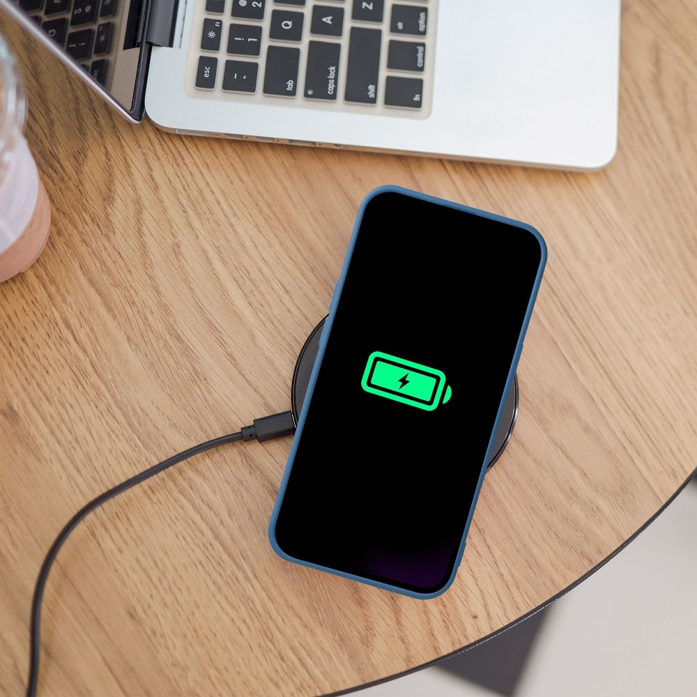 Viedtālruņa aizmugurējais vāciņš Apple iPhone 15 Silicone Mag cover - Zila